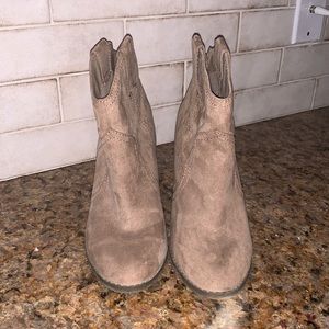 Beige suede booties